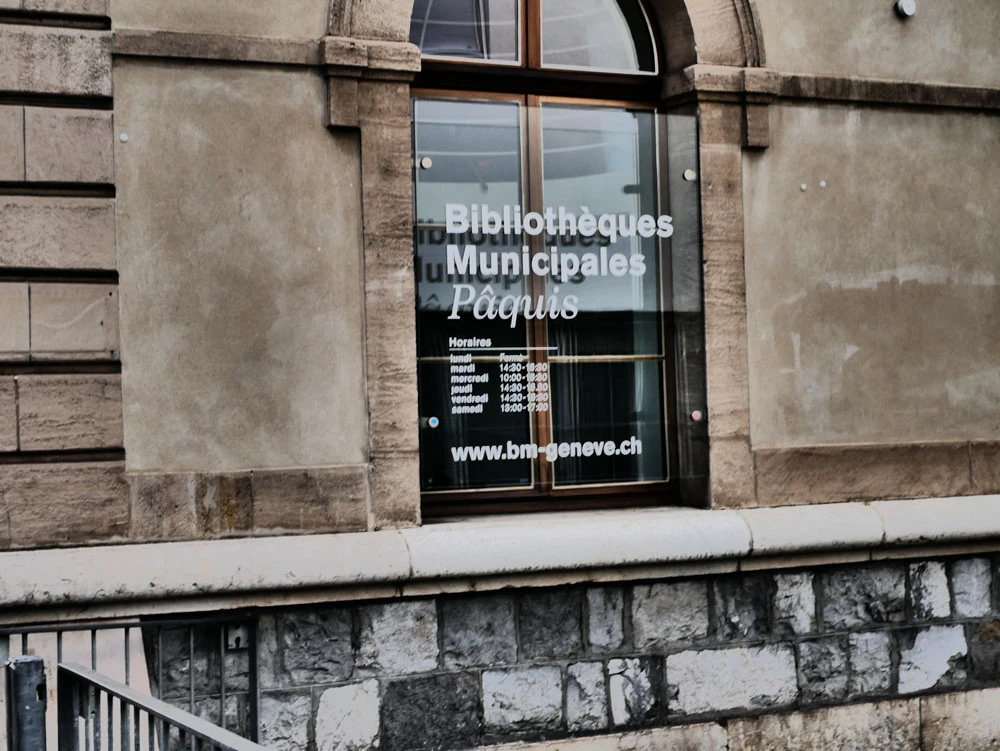 Bibliothèque des Pâquis